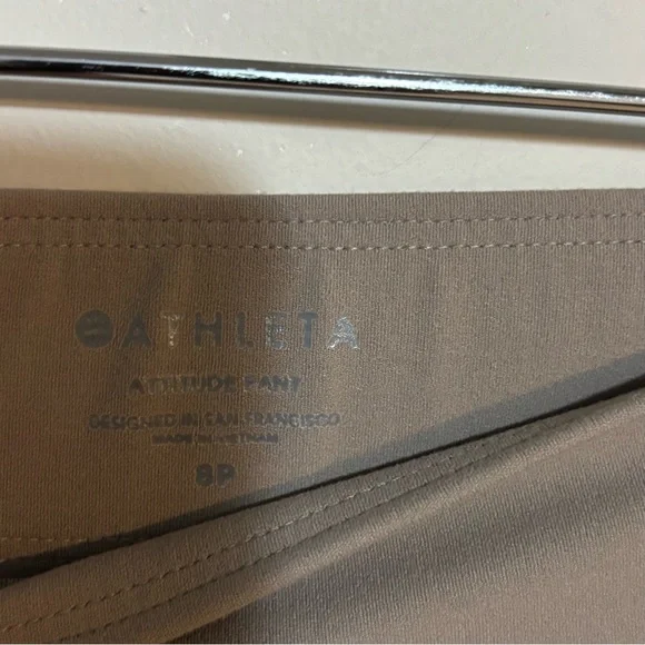 Athleta Attitude Pant Womens Ruched Jogger Athleisure | Womens Sz 8P - Picture 4 of 5